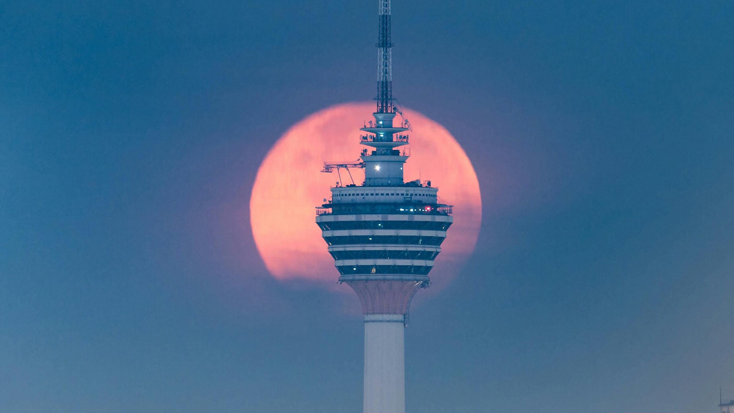 Misiones a la Luna
